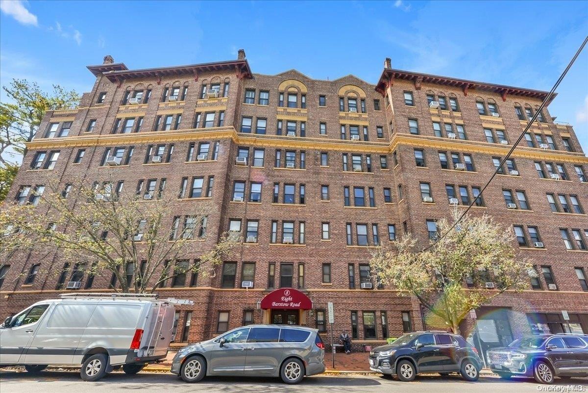 8 Barstow Road, Unit 2C Great Neck, NY 11021 - Photo 1 of 1 Gallery Image 1