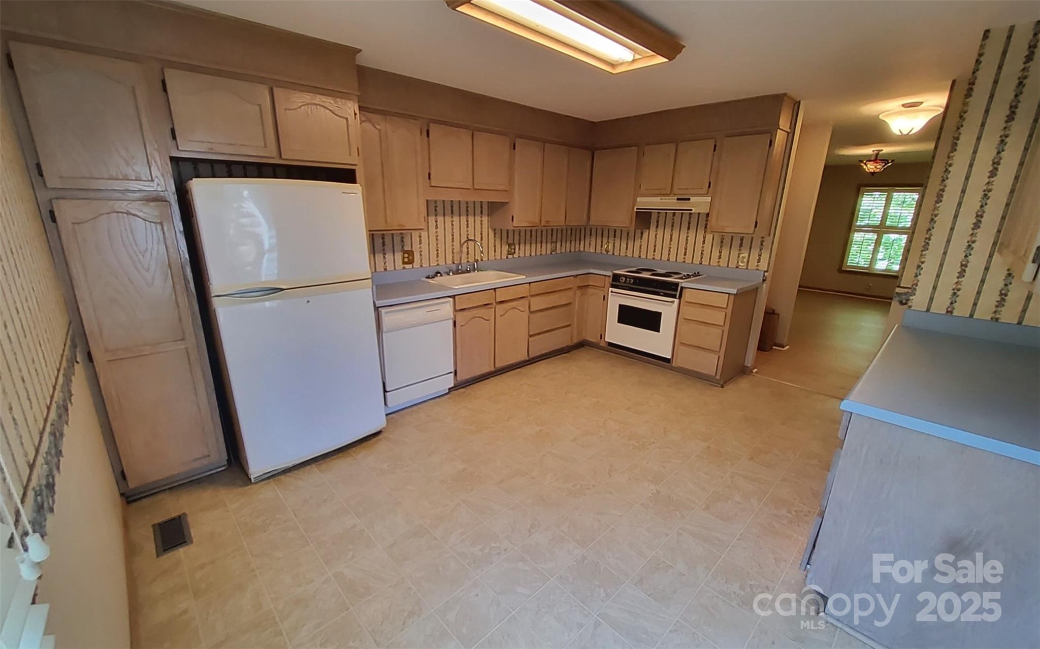 2602 Jacobs Road Gastonia, NC 28054 - Photo 11 of 35 Gallery Image 11
