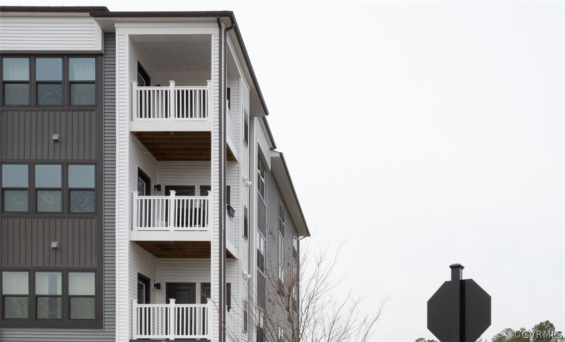 4100 Maze Runner Drive, Unit 406 Midlothian, VA 23112 - Photo 34 of 34 a front view of a house with entryway