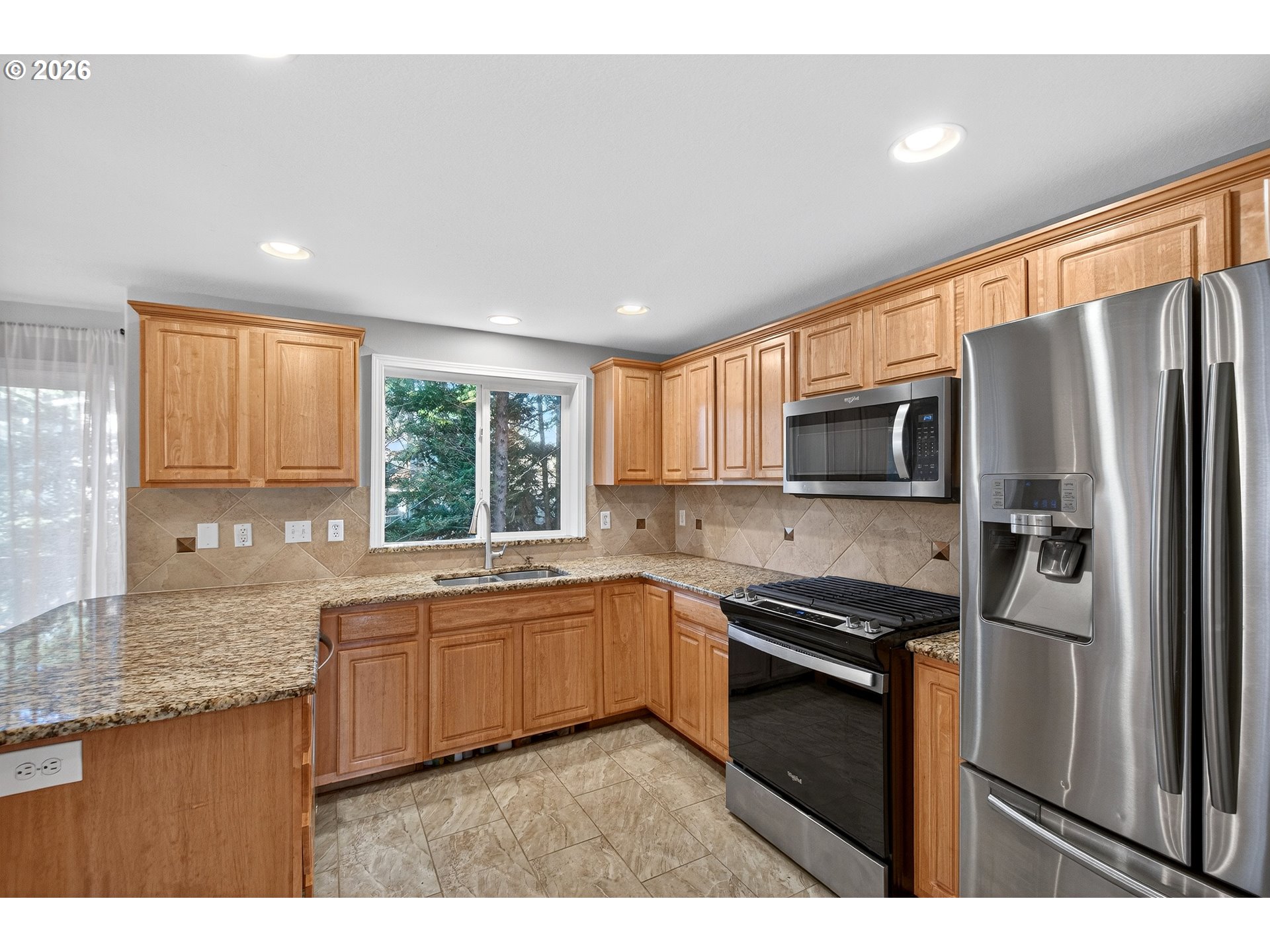 10330 Southwest Dunlin Place Beaverton, OR 97007 - Photo 9 of 33