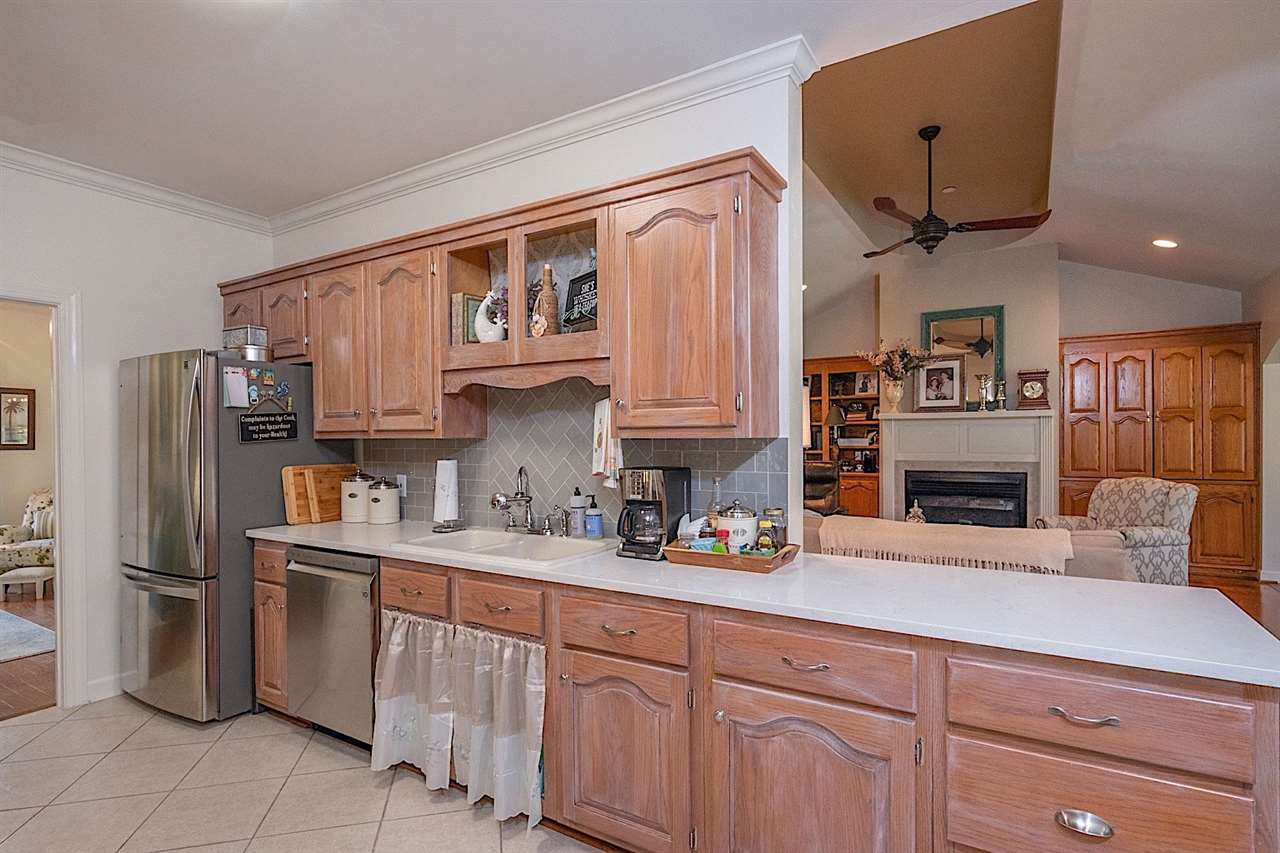 108 Lakeridge Drive Fairhope, AL 36532 - Photo 5 of 22
