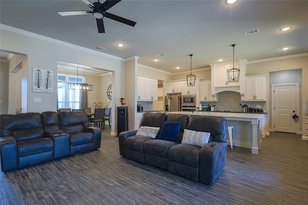 230 Odell Road Springtown, TX 76082 - Photo 12 of 37