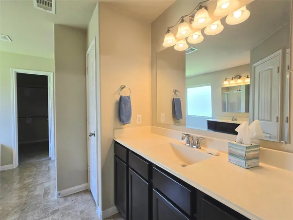 $1,950 | 12525 Canyon Hill Drive, Willis, TX 77318