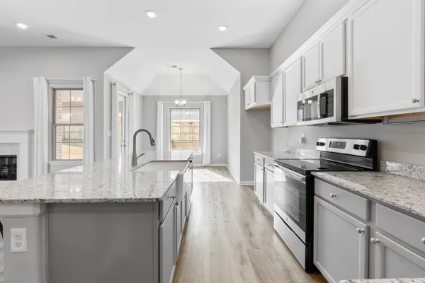 $409,900 | 50 Whispering Creek Drive, Oakland, TN 38060