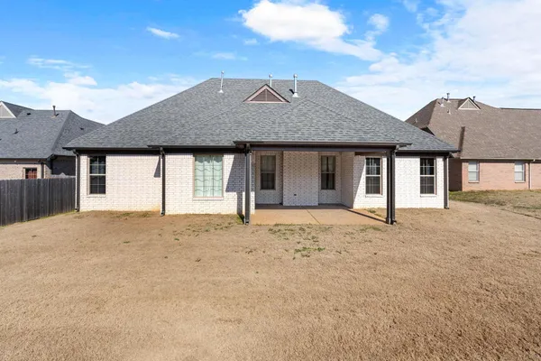 $409,900 | 50 Whispering Creek Drive, Oakland, TN 38060