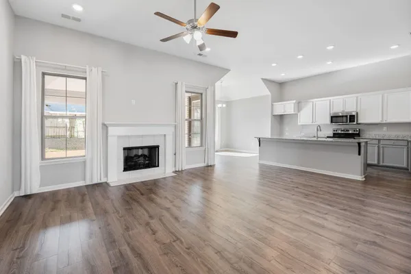 $409,900 | 50 Whispering Creek Drive, Oakland, TN 38060