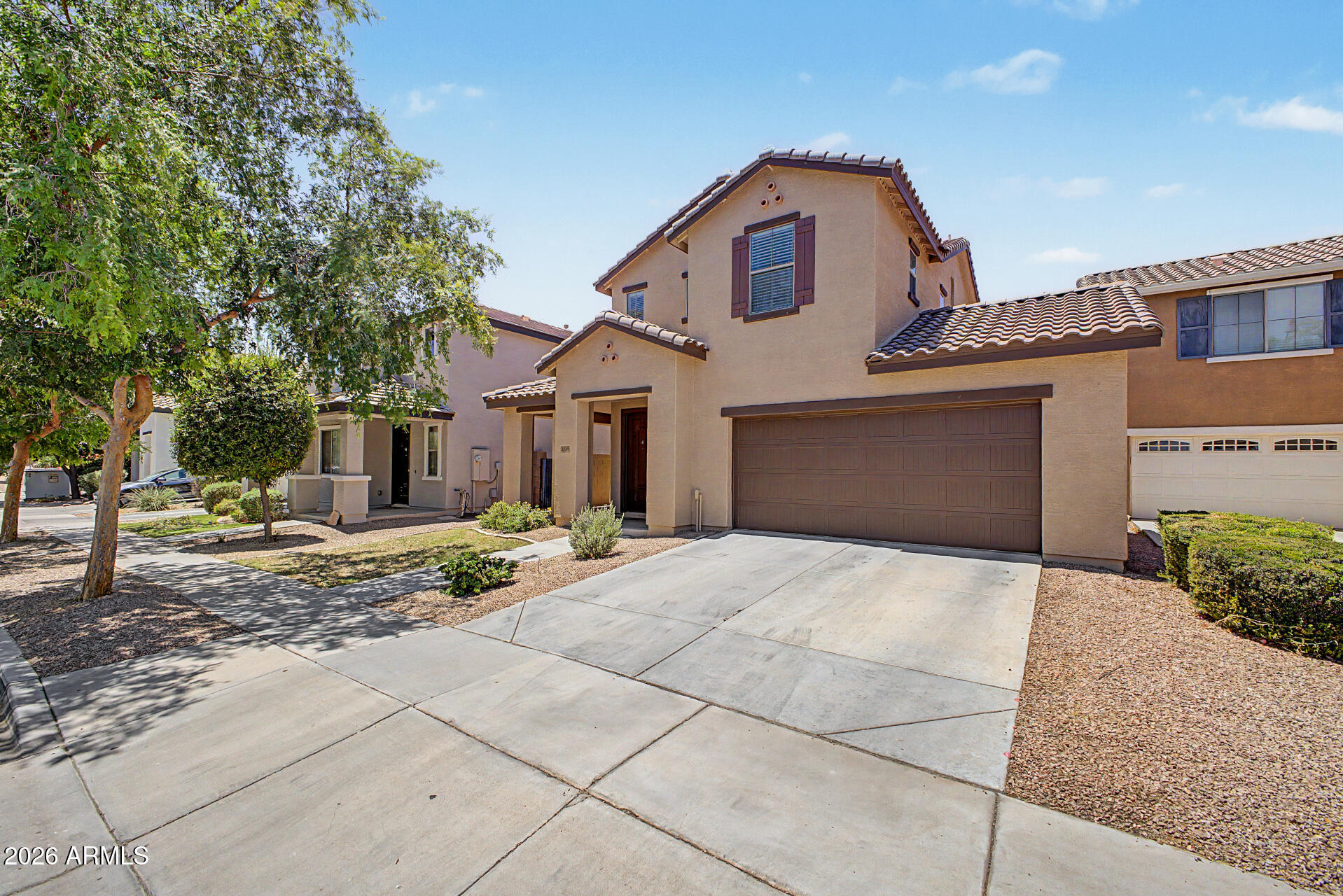 2154 South Martingale Road Gilbert, AZ 85295 - Photo 3 of 55