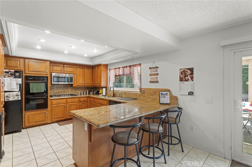 6801 Rycroft Drive Riverside, CA 92506 - Photo 13 of 47