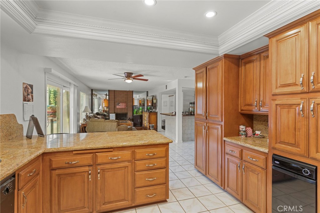 6801 Rycroft Drive Riverside, CA 92506 - Photo 15 of 47