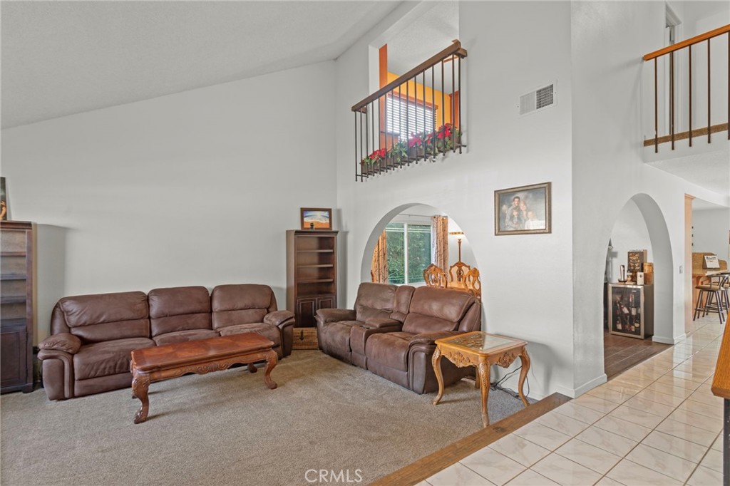 6801 Rycroft Drive Riverside, CA 92506 - Photo 4 of 47