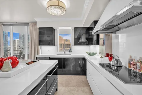 $1,750,000 | 333 Las Olas Way, Unit 2409, Fort Lauderdale, FL 33301