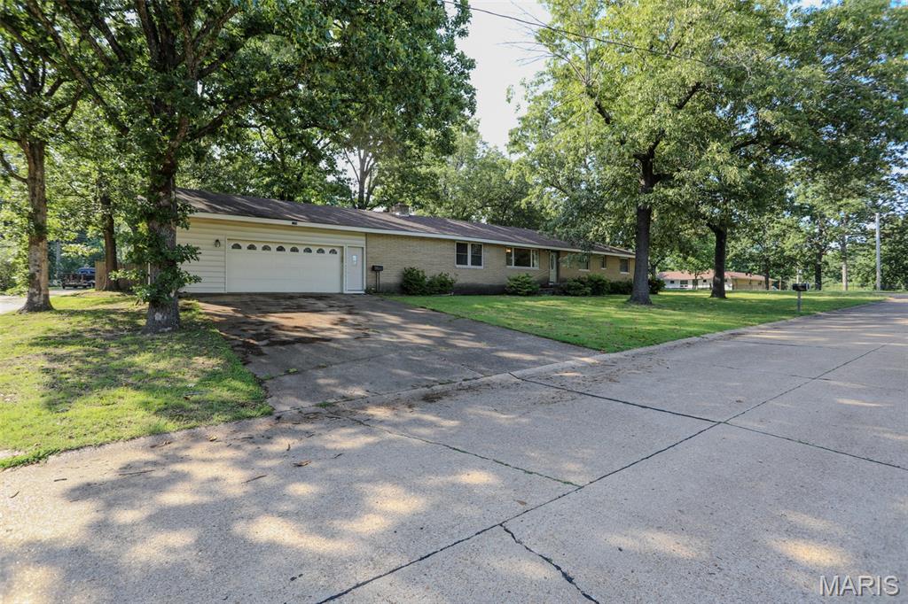 1519 Rosedale Lane Poplar Bluff, MO 63901 - Photo 4 of 19