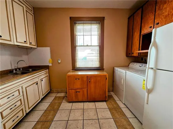 $1,550 | 1706 Seventh Street, Unit B, New Orleans, LA 70115