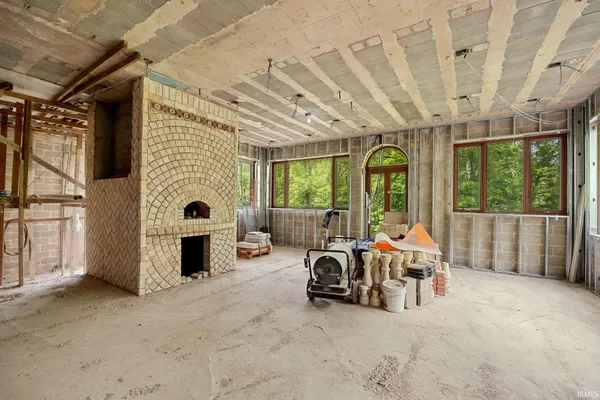 $1,399,900 | 4945 South 100 East, Lafayette, IN 47909