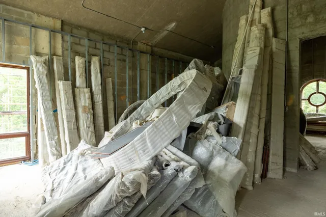 $1,500,000 | 4945 South 100 East, Lafayette, IN 47909