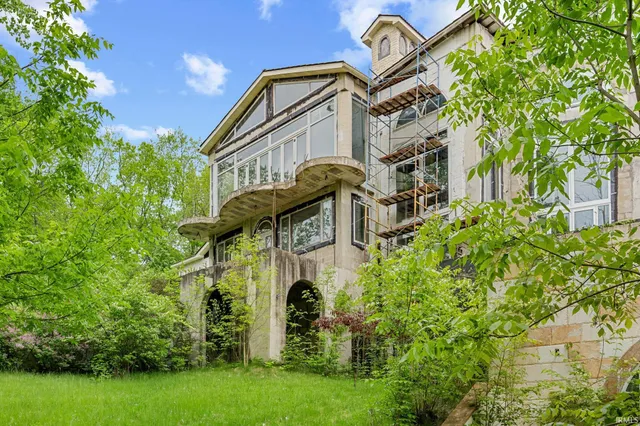 $1,500,000 | 4945 South 100 East, Lafayette, IN 47909