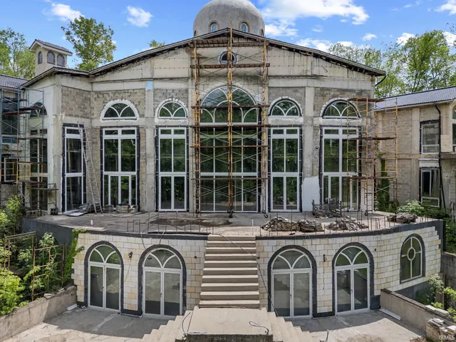 $1,500,000 | 4945 South 100 East, Lafayette, IN 47909