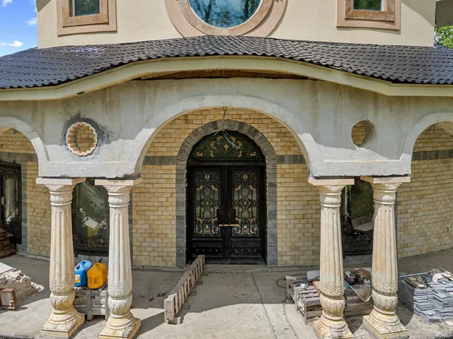 $1,500,000 | 4945 South 100 East, Lafayette, IN 47909