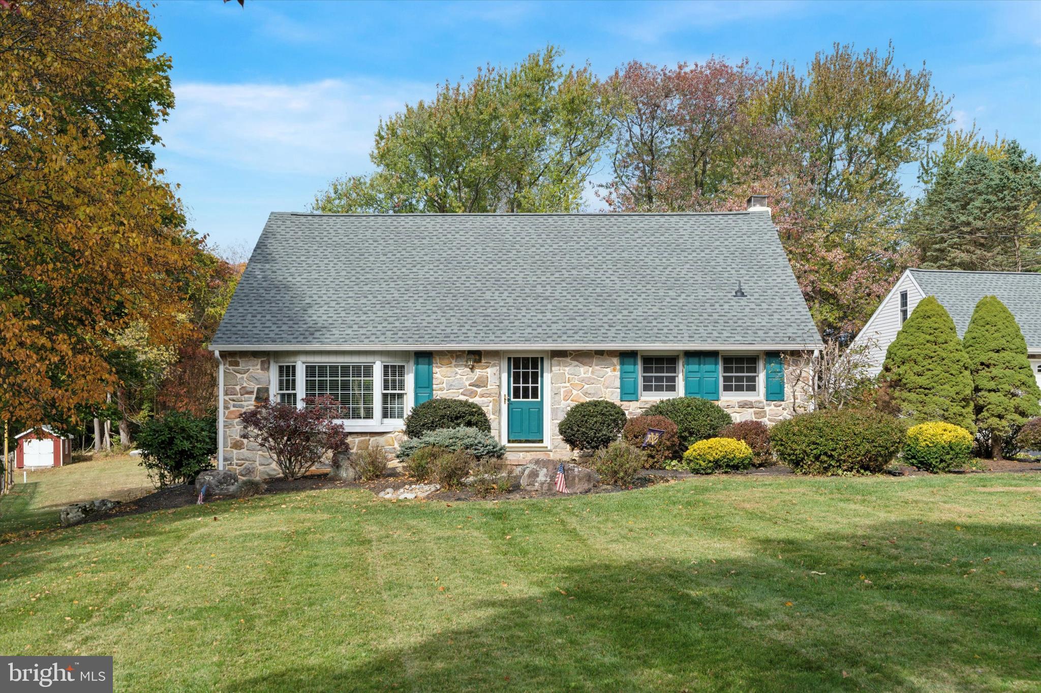 785 Mt Pleasant Road Pottstown, PA 19465 - Photo 3 of 38 front view of a house with a yard