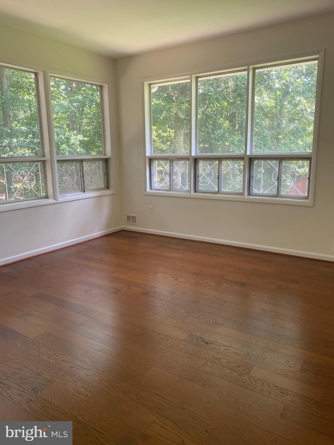 1903 Elton Road Adelphi, MD 20783 - Photo 4 of 21 Gallery Image 4