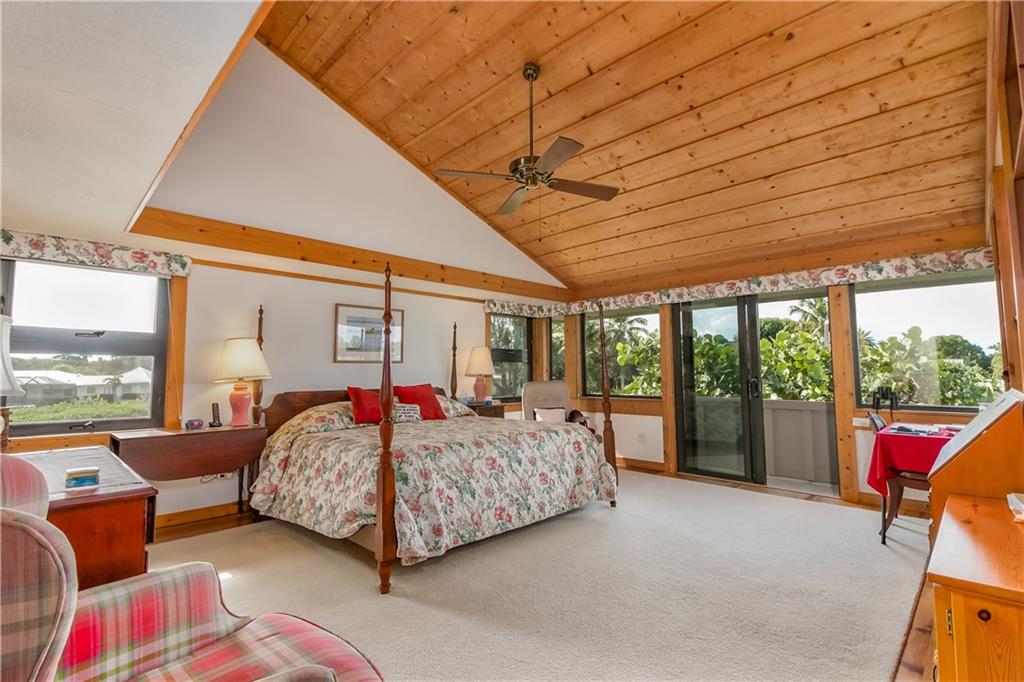 23 Simara Street Stuart, FL 34996 - Photo 20 of 37 Spacious master suite
