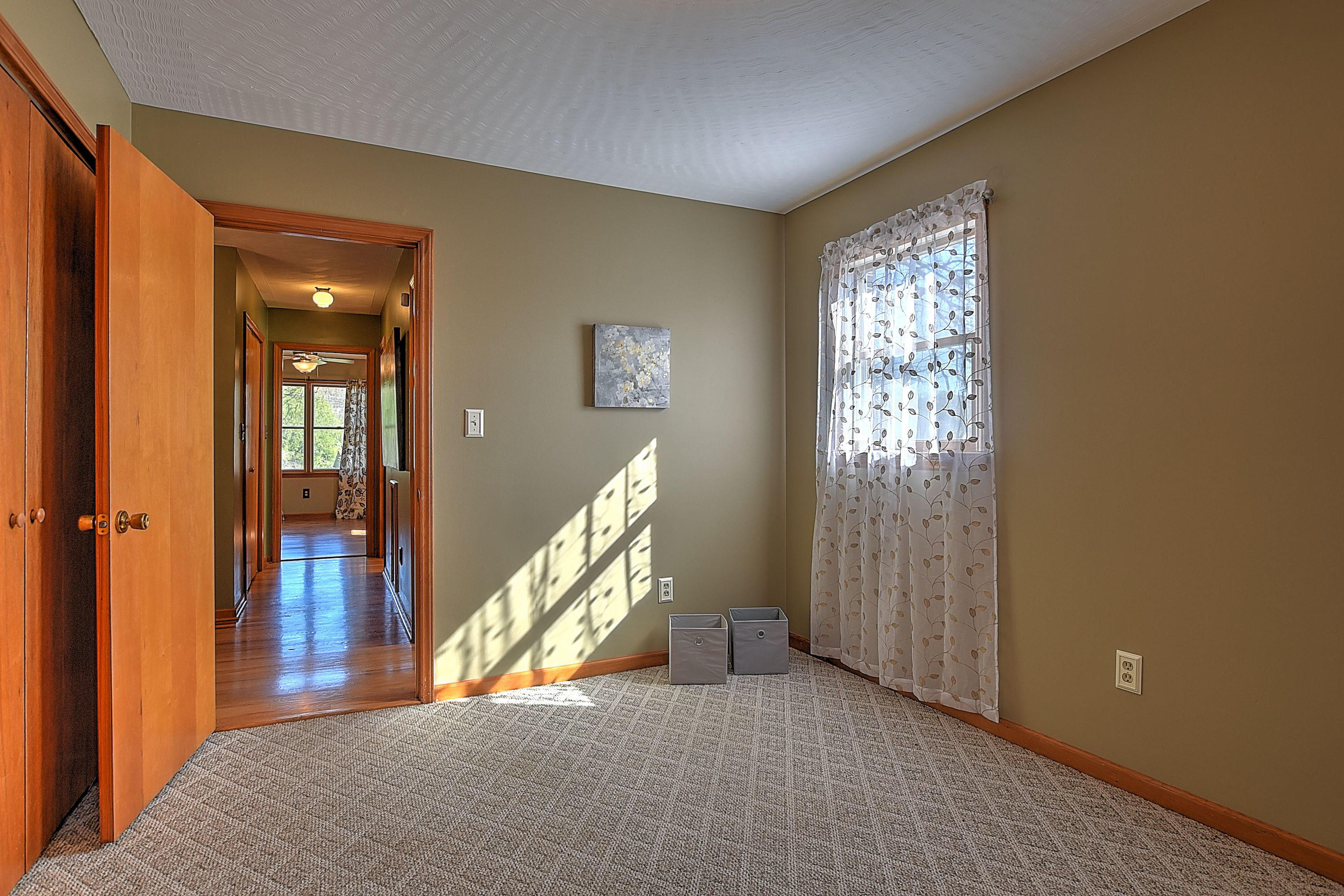 322 Booher Road Bristol, VA 24201 - Photo 25 of 46 322 Booher-26