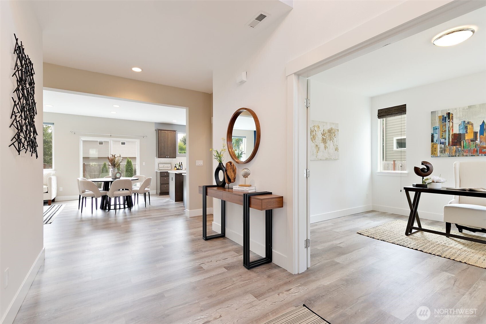 4913 Northeast 1st Street Renton, WA 98059 - Photo 3 of 35 Gallery Image 3