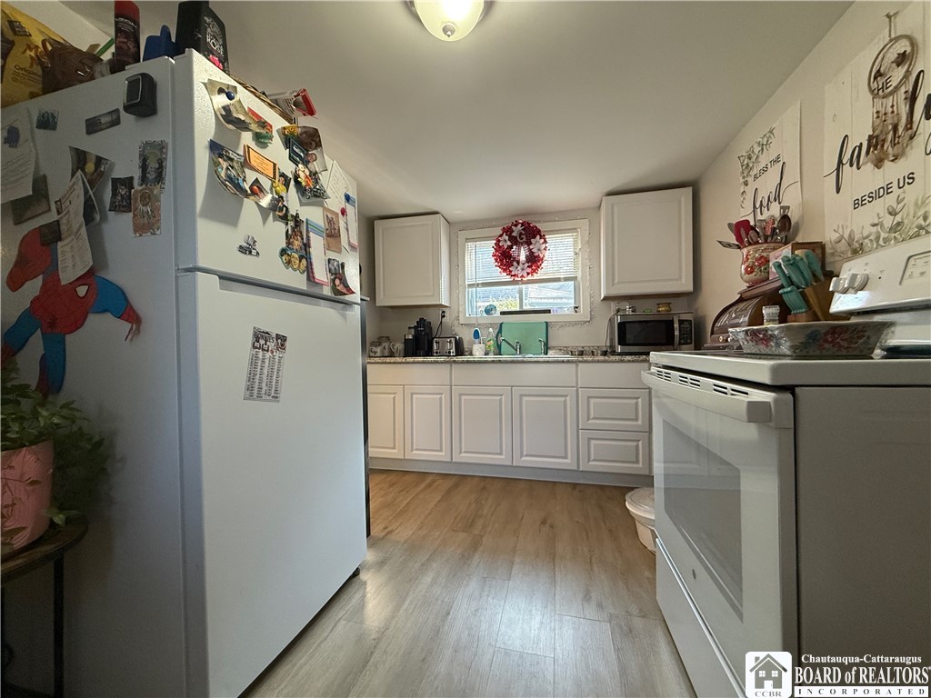 421 East Connell Street Olean, NY 14760 - Photo 4 of 27