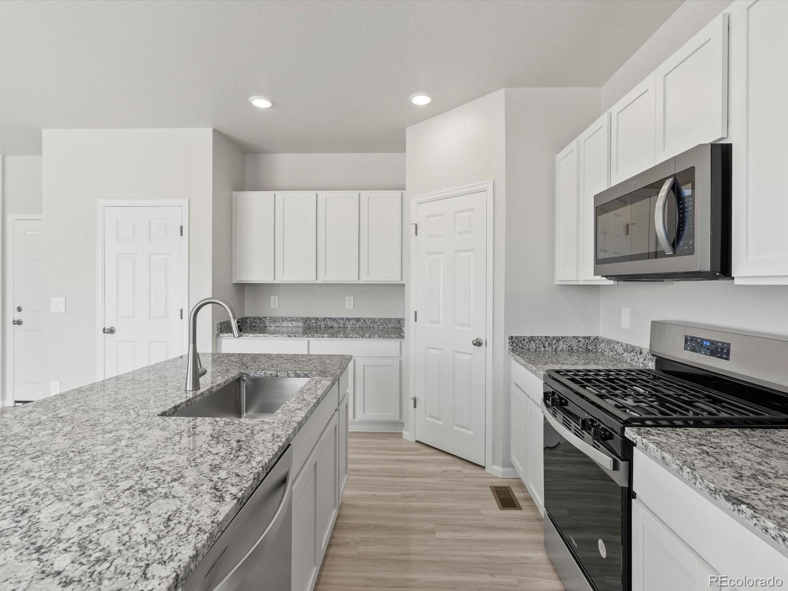 1134 Thunder Pass Road Severance, CO 80550 - Photo 12 of 42 Gallery Image 12