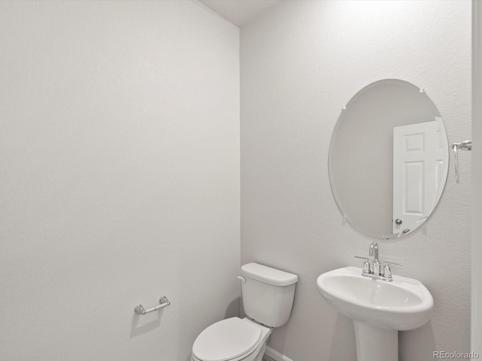 1134 Thunder Pass Road Severance, CO 80550 - Photo 4 of 42 Gallery Image 4