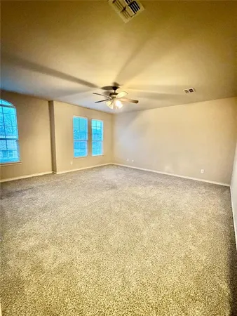 en view of an empty room