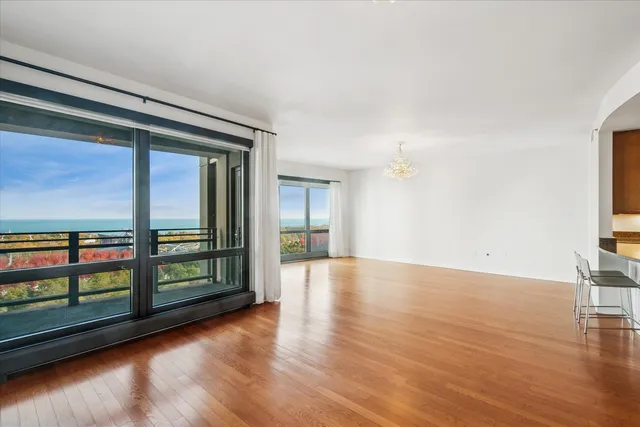 $4,500 | 130 North Garland Court, Unit 1405, Chicago, IL 60602