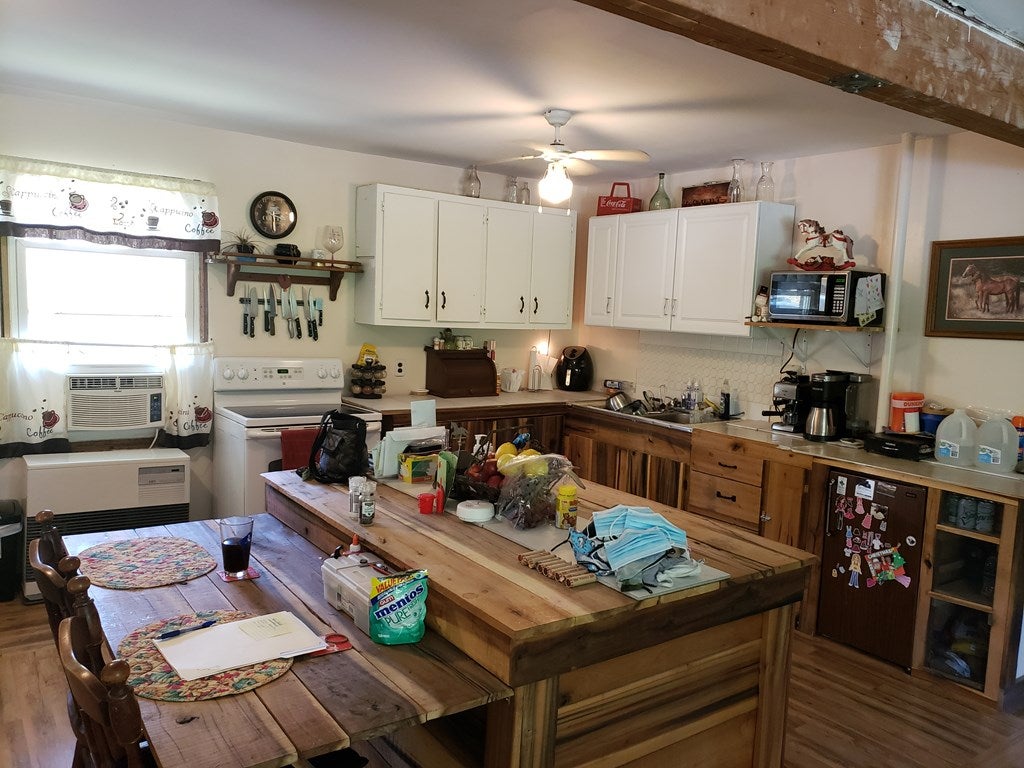 4489 Flat Ridge Road Troutdale, VA 24378 - Photo 7 of 13 Gallery Image 7