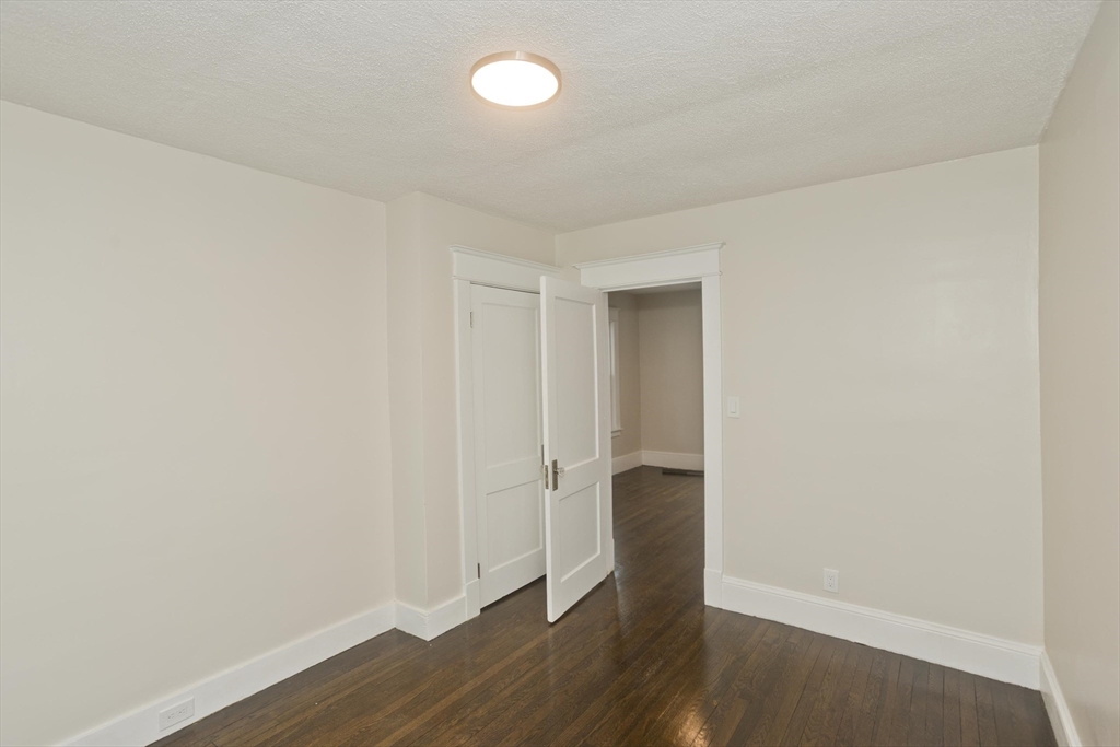 46-48 Suffolk Street Springfield, MA 01109 - Photo 11 of 33