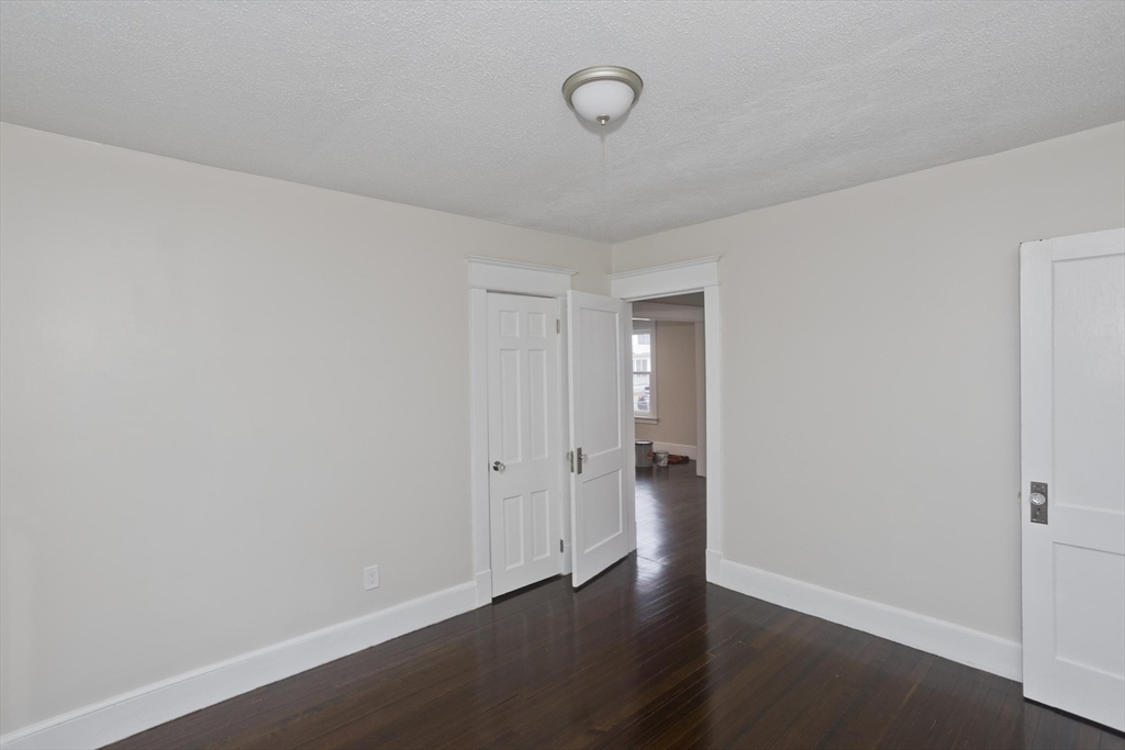 46-48 Suffolk Street Springfield, MA 01109 - Photo 14 of 33