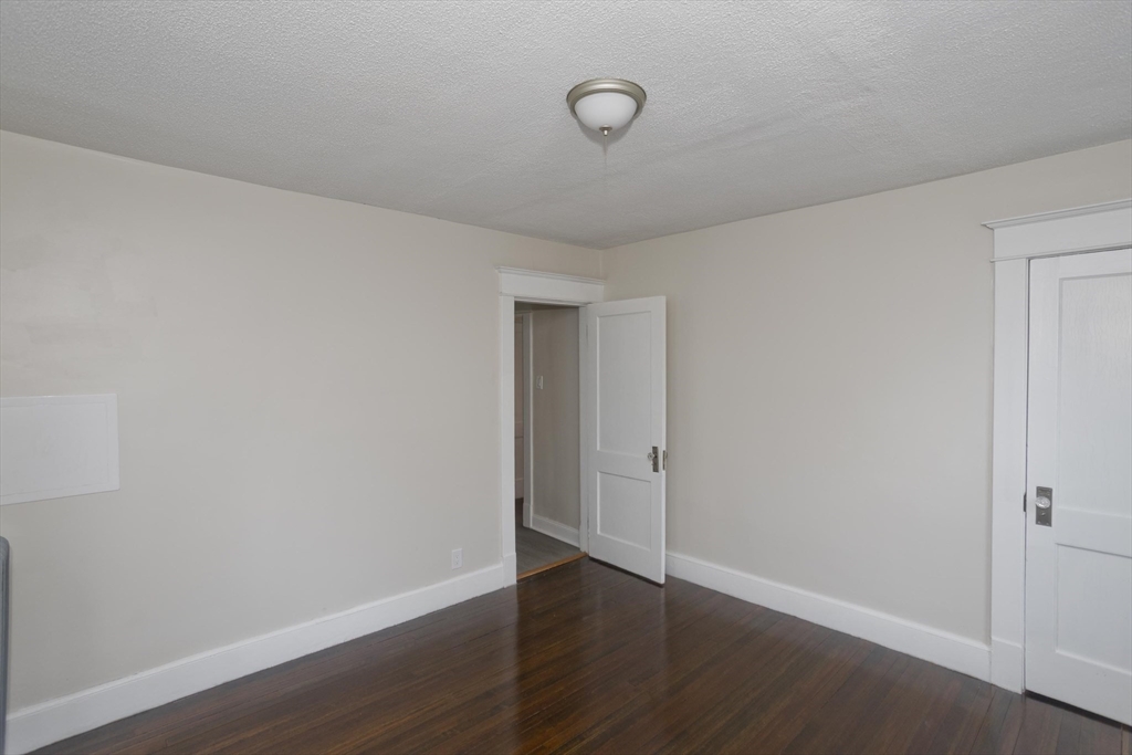 46-48 Suffolk Street Springfield, MA 01109 - Photo 17 of 33