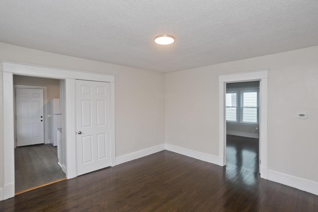 46-48 Suffolk Street Springfield, MA 01109 - Photo 7 of 33