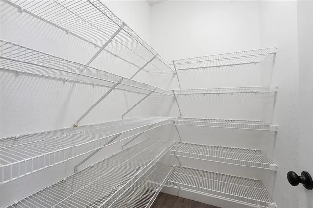 $432,780 | 9633 North Colrain Avenue, Kansas City, MO 64154