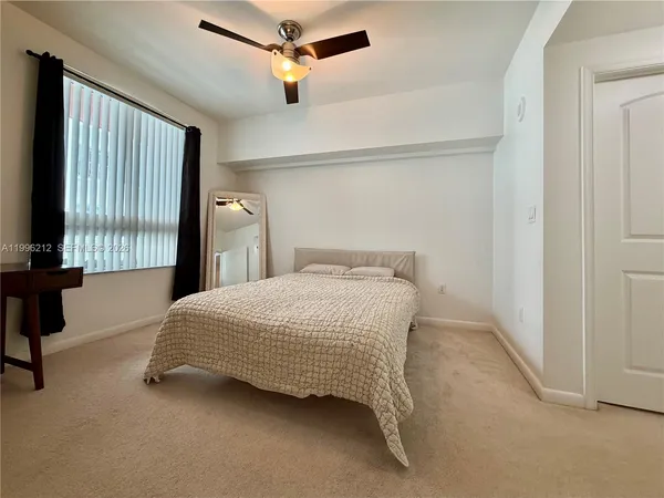 $2,395 | 7350 Southwest 89th Street, Unit 711S, Miami, FL 33156