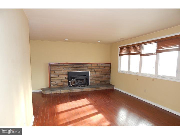 608 Griffiths Road Warrington, PA 18976 - Photo 5 of 22 Gallery Image 5