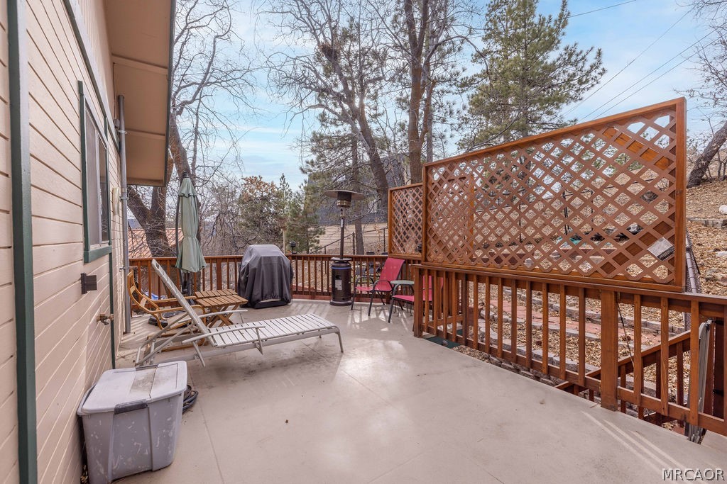 1179 Ridge Road Fawnskin, CA 92333 - Photo 41 of 43 a view of outdoor seating