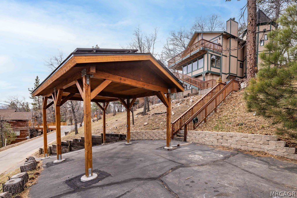 1179 Ridge Road Fawnskin, CA 92333 - Photo 6 of 43 a view of a house with a park