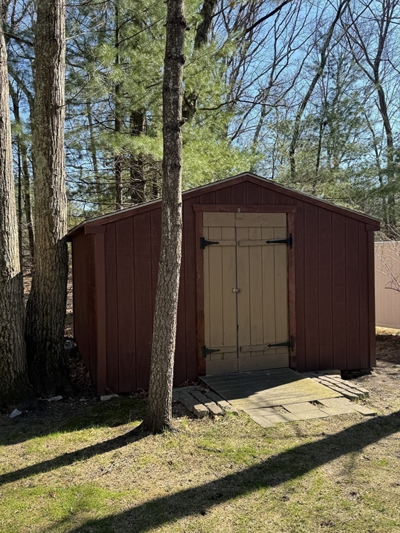 47 Kingsbury Road Norfolk, MA 02056 - Photo 27 of 33