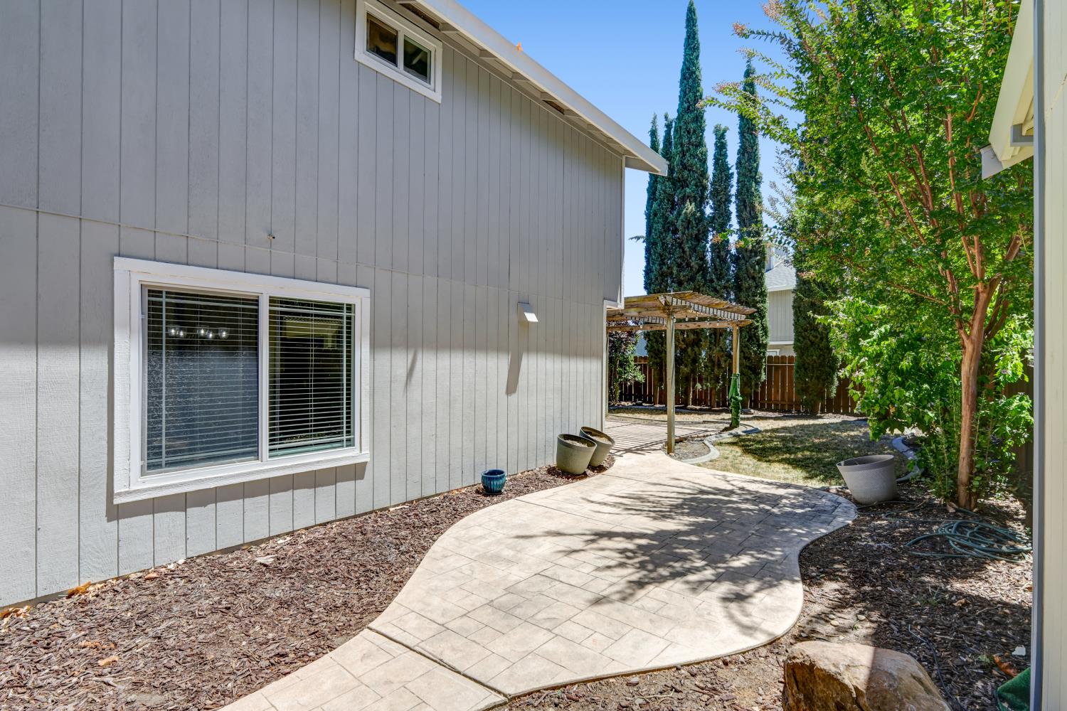 6932 Springmont Drive Elk Grove, CA 95758 - Photo 44 of 47
