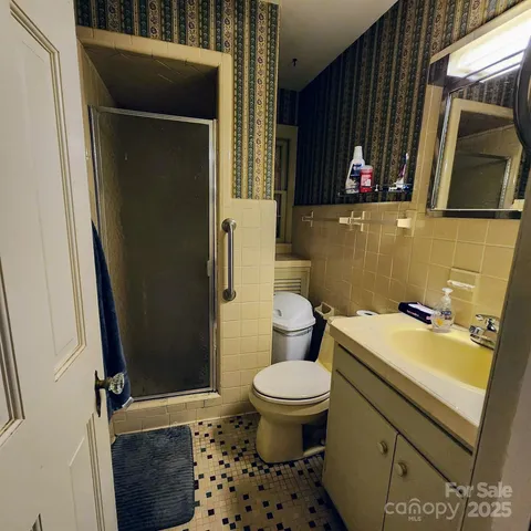 $330,000 | 126 Gwyn Street, North Wilkesboro, NC 28659