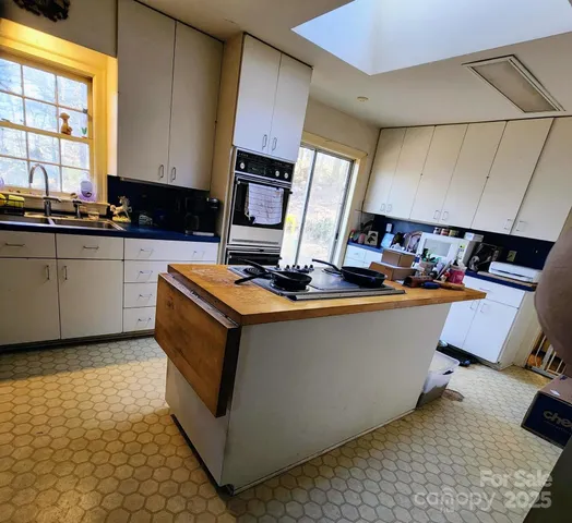 $330,000 | 126 Gwyn Street, North Wilkesboro, NC 28659