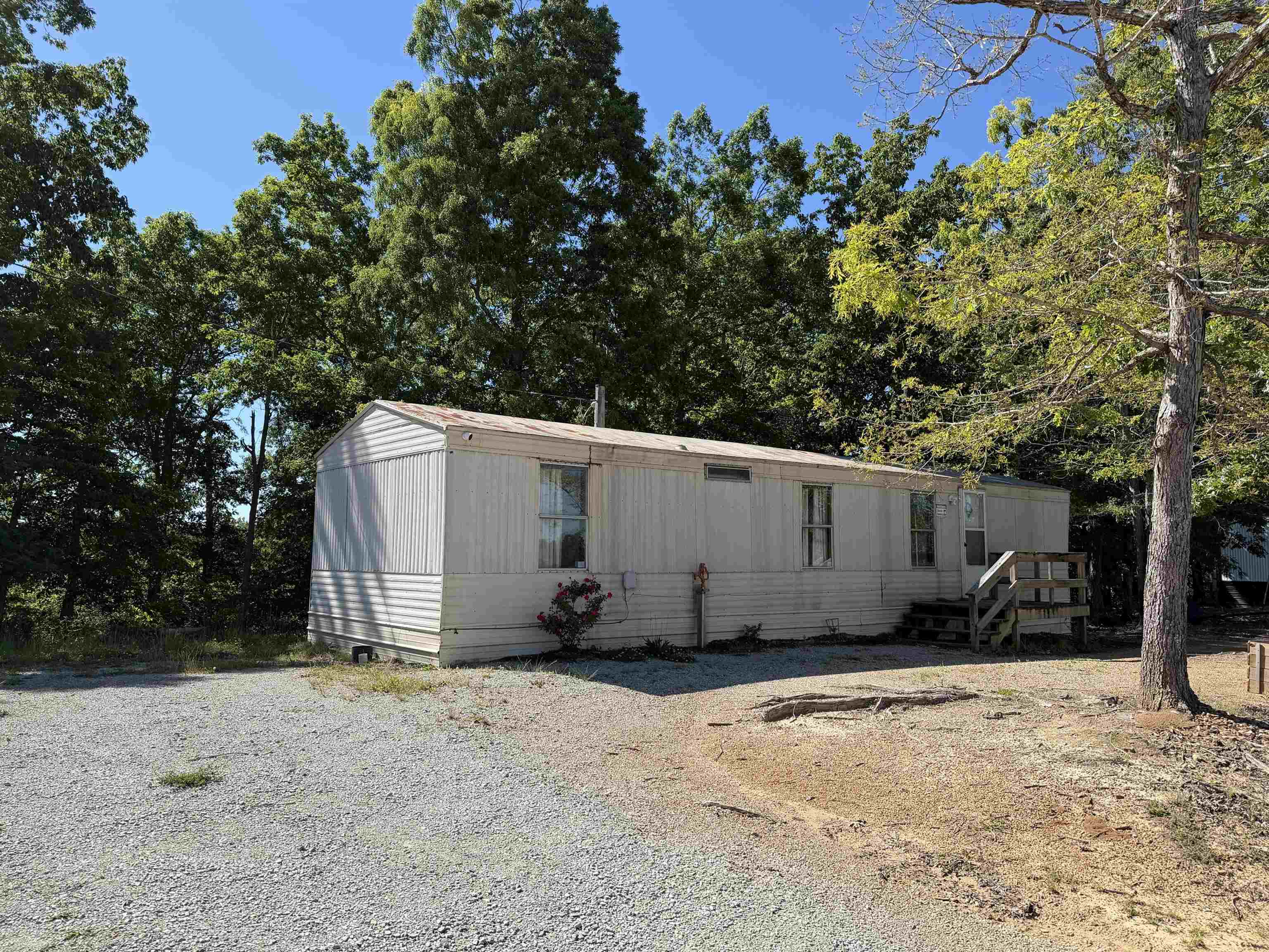 520 Coy Hill Road Olivehill, TN 38475 - Photo 2 of 31