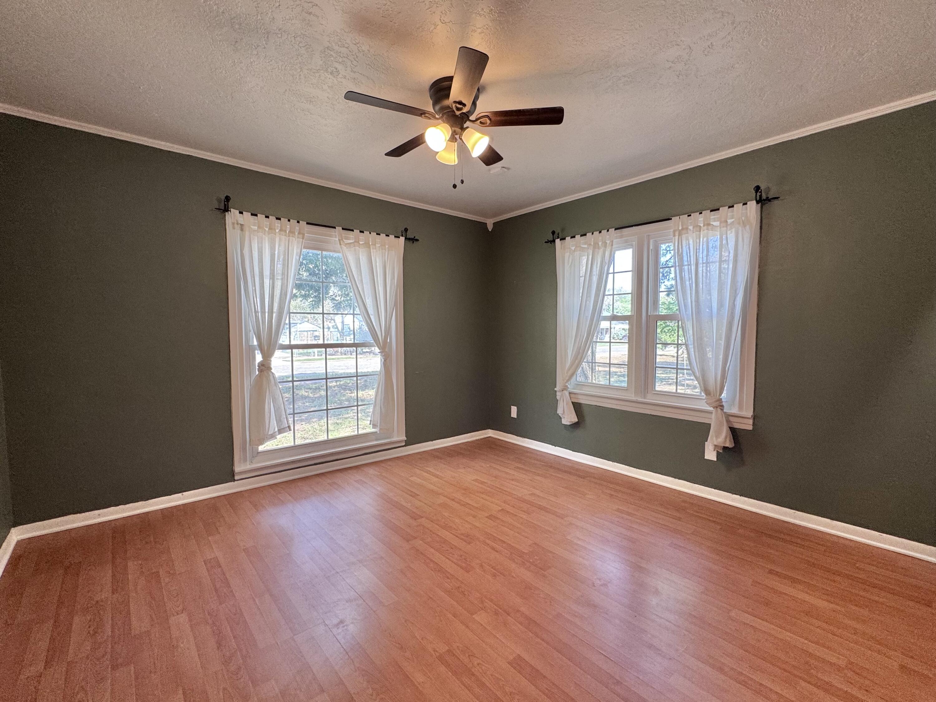 2115 31st Street Lubbock, TX 79411 - Photo 18 of 24 IMG_8701