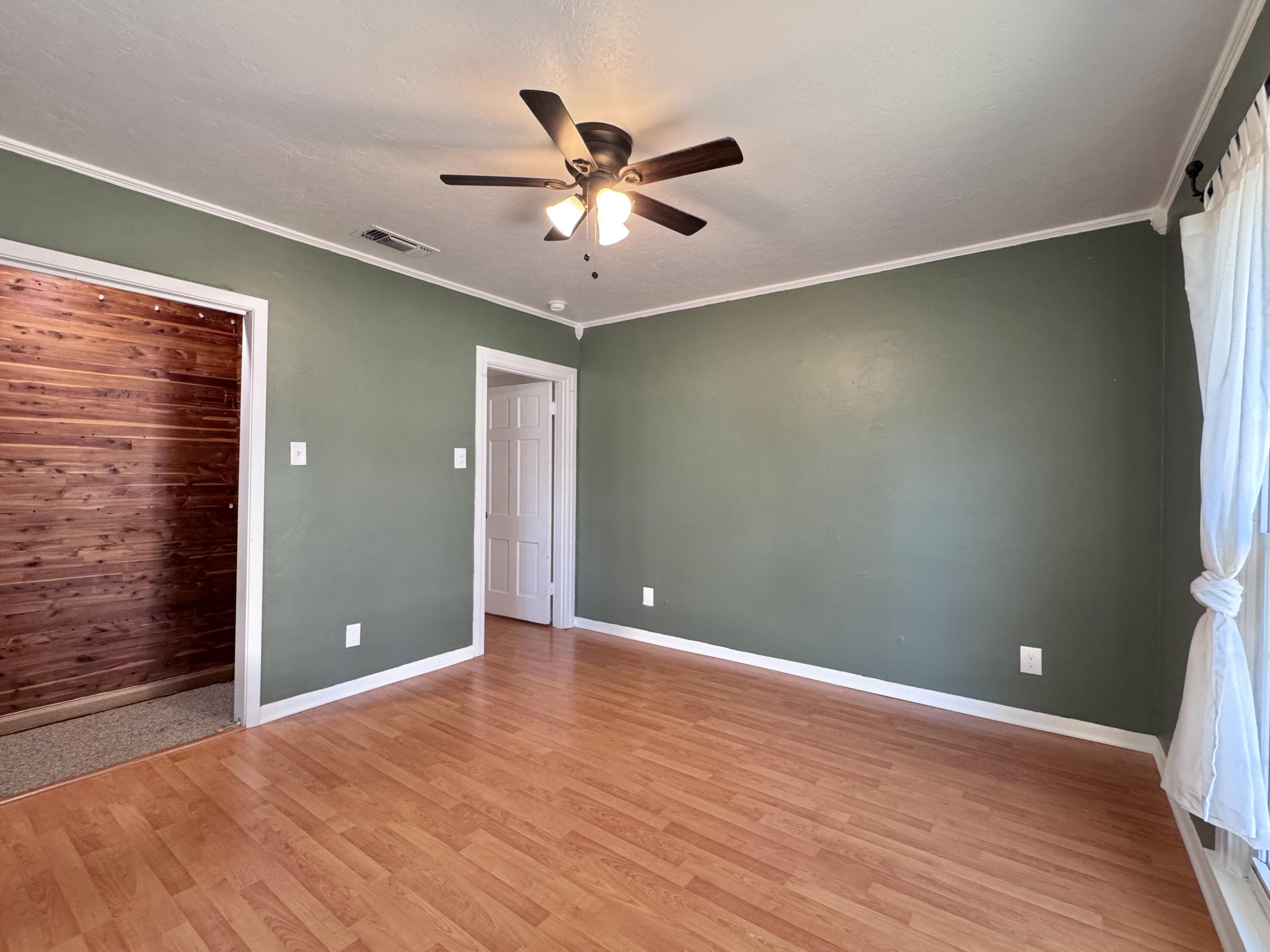 2115 31st Street Lubbock, TX 79411 - Photo 19 of 24 IMG_8703