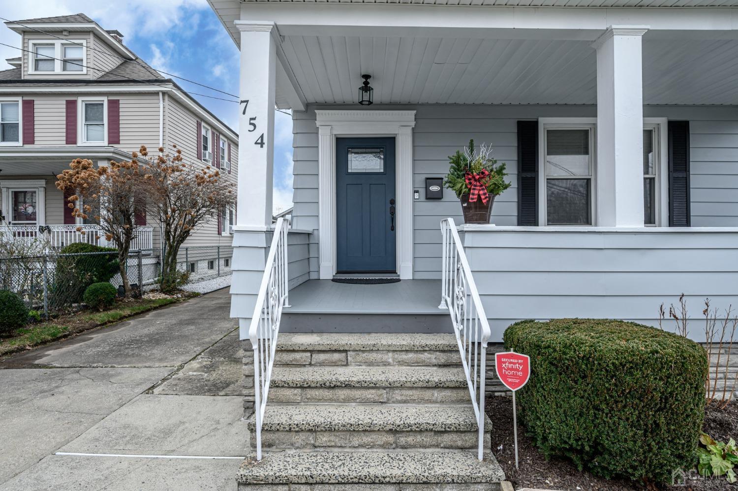 754 King Georges Road Fords, NJ 08863 - Photo 2 of 35 Gallery Image 2
